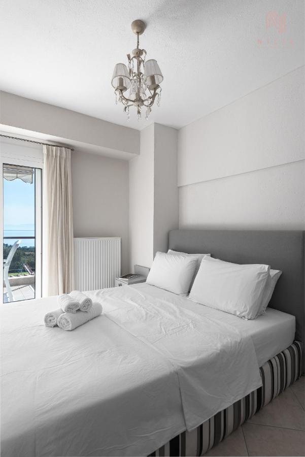 Breathtaking Villa, Nilie Hospitality Mgmt Посіді Екстер'єр фото